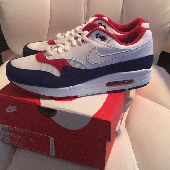 air max 1 white blue red